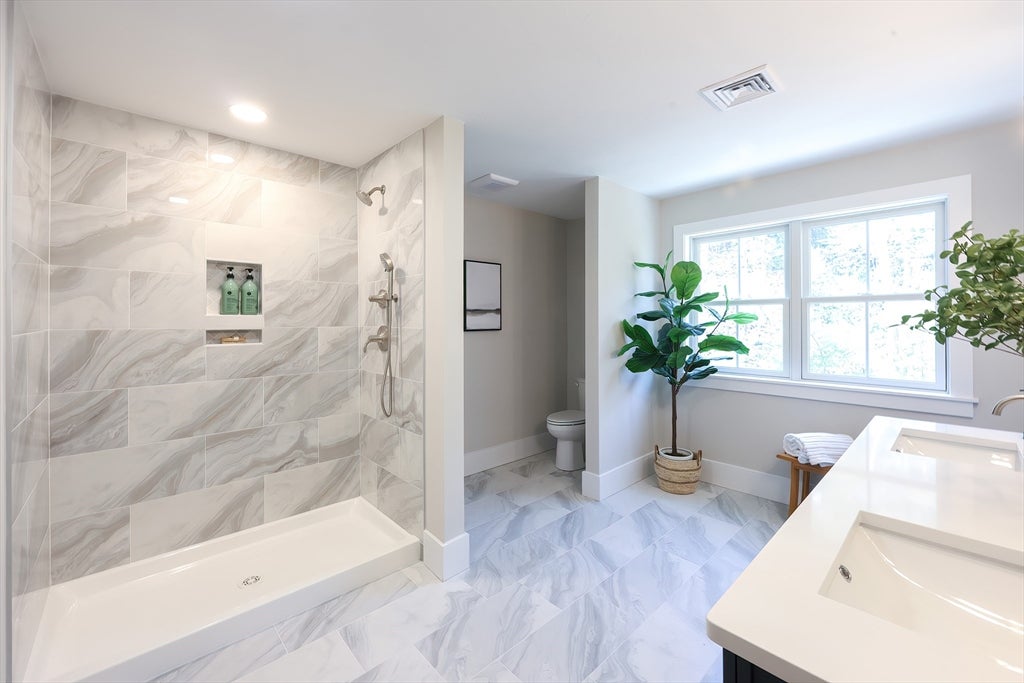 37 Thomas Mann Circle #23, Norfolk, MA, 37 Thomas Mann Circle #23, Norfolk, MA Photo #24