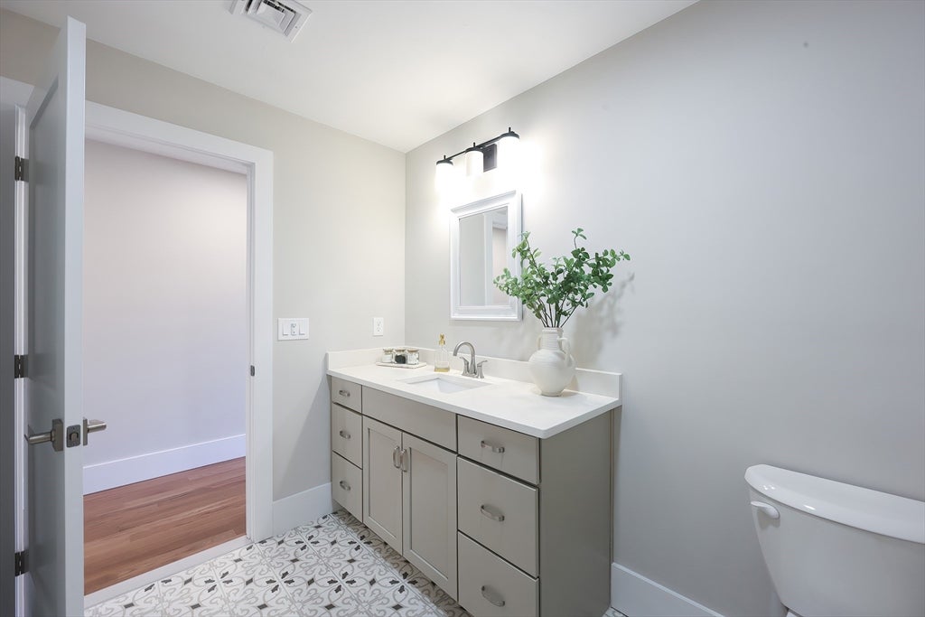 37 Thomas Mann Circle #23, Norfolk, MA, 37 Thomas Mann Circle #23, Norfolk, MA Photo #23