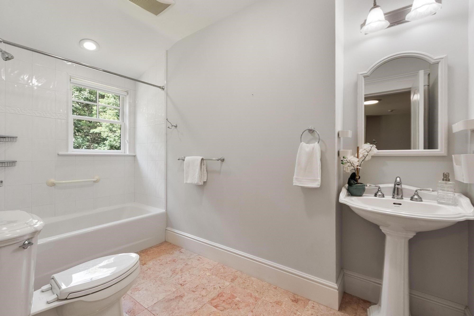 64 Tanglewood Way, Carlisle, MA Photo #38