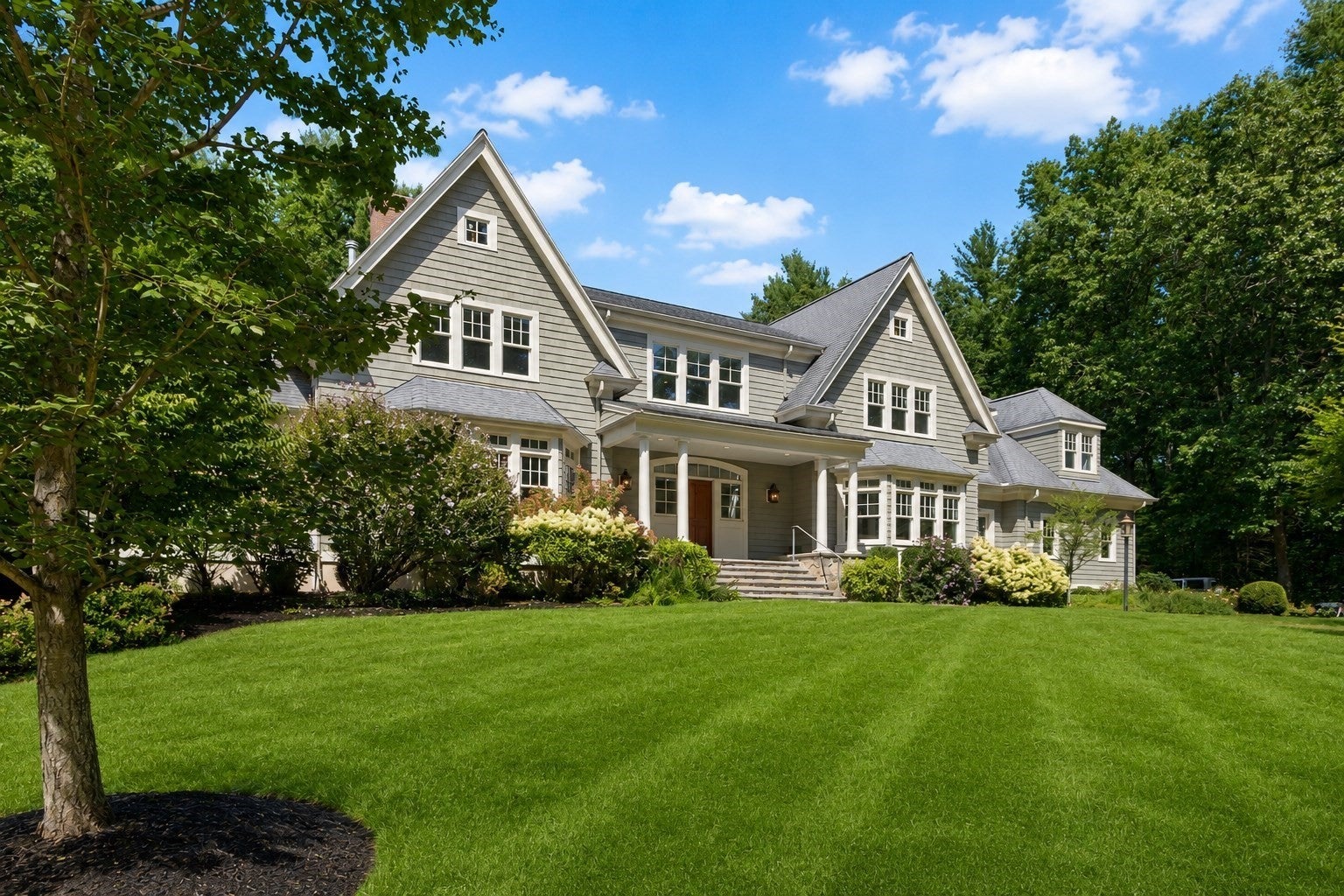 64 Tanglewood Way, Carlisle, MA Photo #2