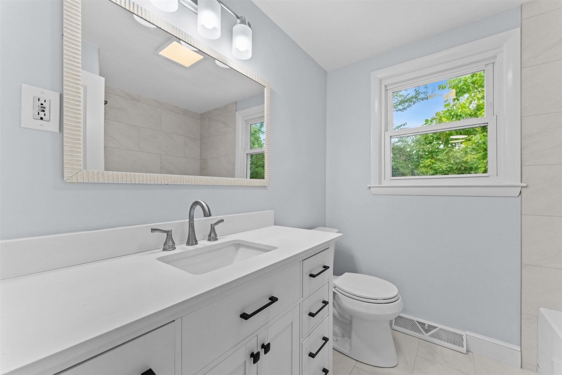 100 Middle St, Woburn, MA, 100 Middle St, Woburn, MA Photo #10
