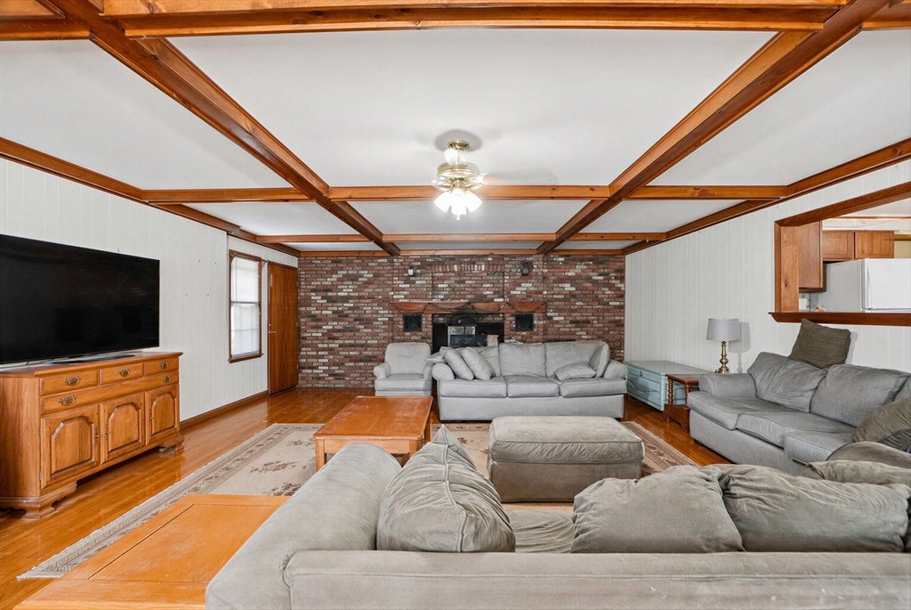 90 Glenview ST, Upton, MA, 90 Glenview ST, Upton, MA Photo #6