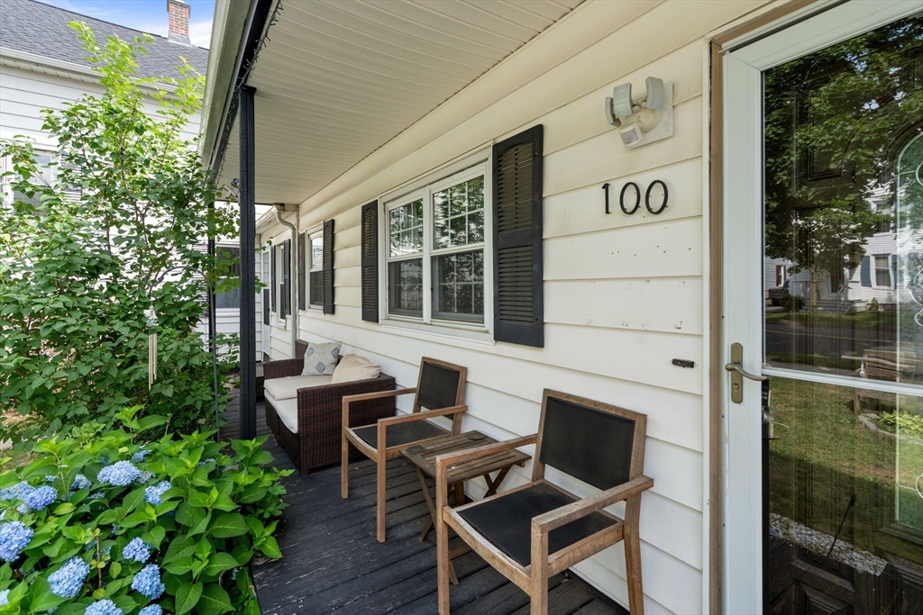 100 Chestnut 100