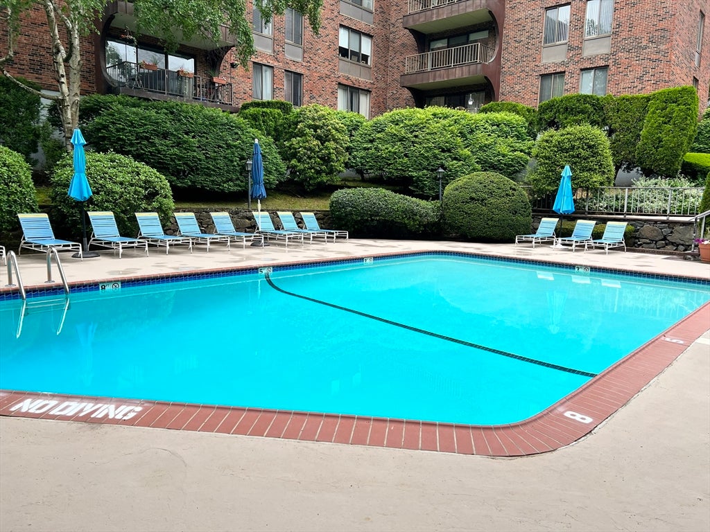 1006 Paradise Road #2P, Swampscott, MA, 1006 Paradise Road #2P, Swampscott, MA Photo #9