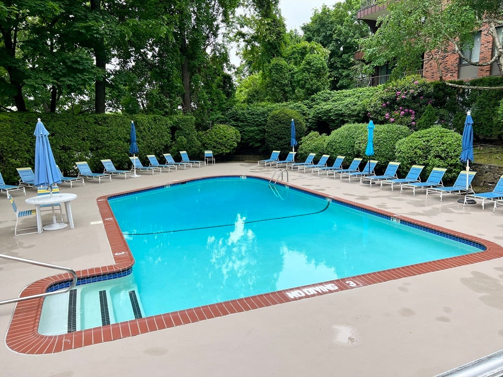 1006 Paradise Road #2P, Swampscott, MA, 1006 Paradise Road #2P, Swampscott, MA Photo #8