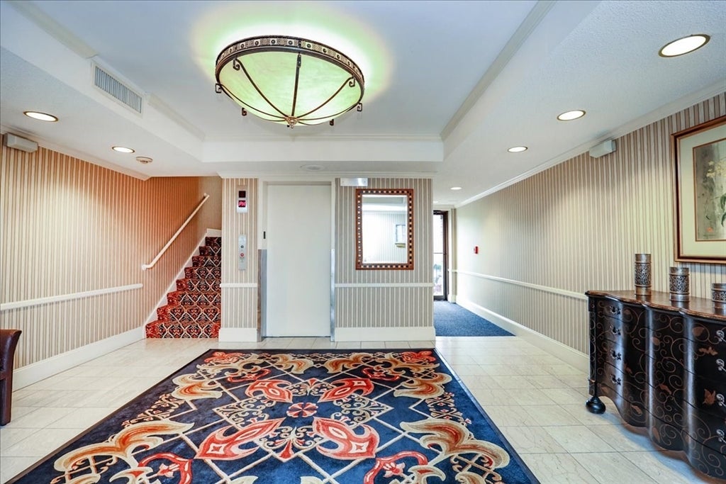 1006 Paradise Road #2P, Swampscott, MA, 1006 Paradise Road #2P, Swampscott, MA Photo #11