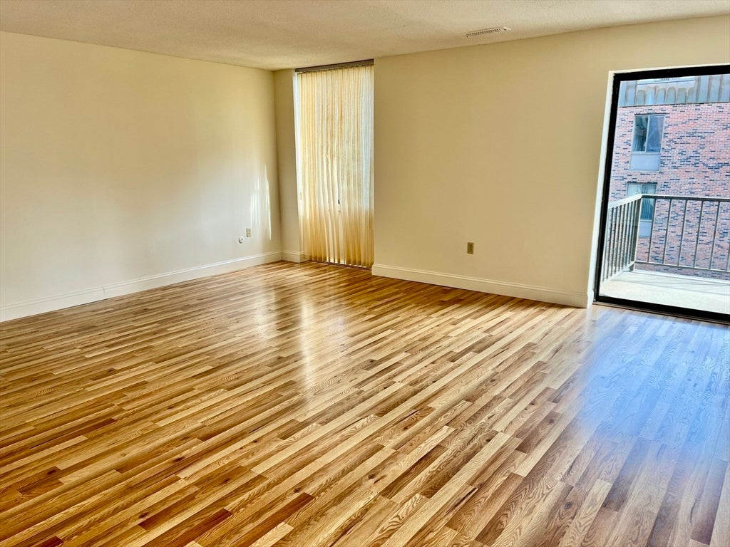 1006 Paradise Road #2P, Swampscott, MA, 1006 Paradise Road #2P, Swampscott, MA Photo #17