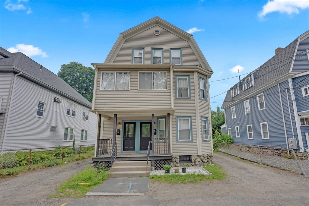 Click for 24 Orchard Ave #1, Waltham, MA slideshow Click for 24 Orchard Ave #1, Waltham, MA slideshow