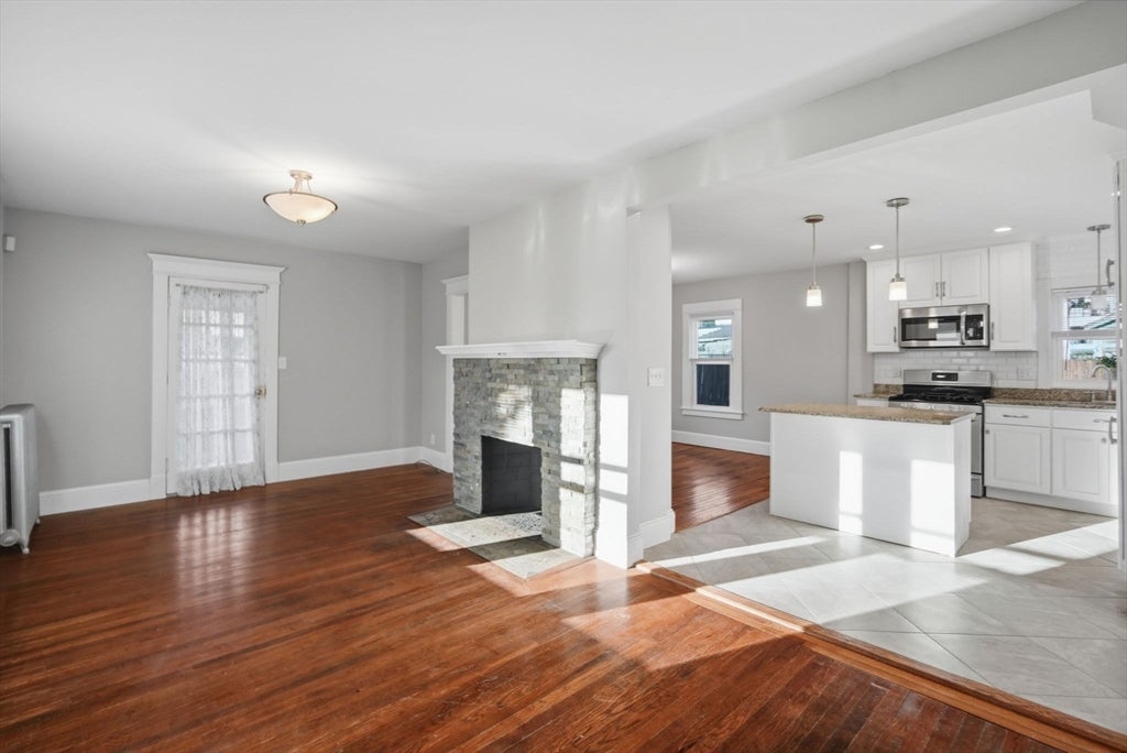 15 Garland St, Springfield, MA Photo #4