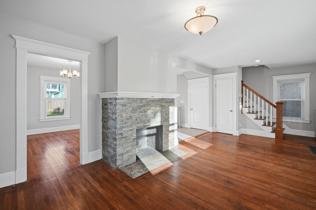 15 Garland St, Springfield, MA Photo #9