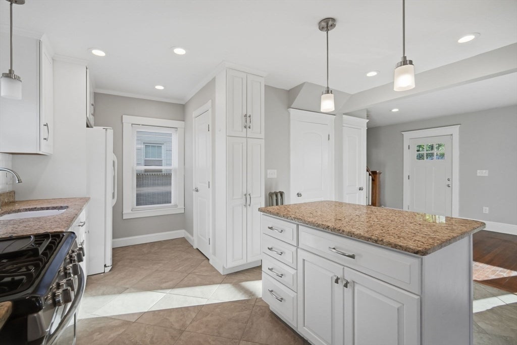 15 Garland St, Springfield, MA Photo #11