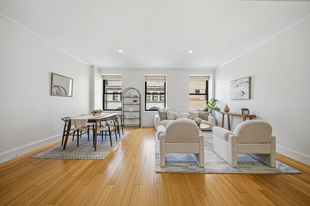 55 Temple Pl 4