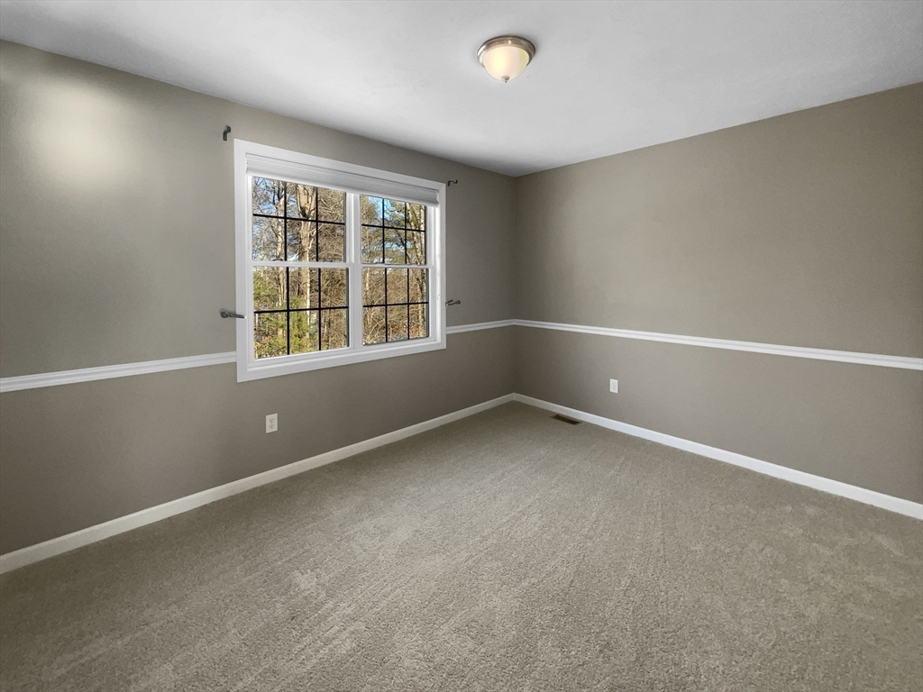 276 Lincoln Cir