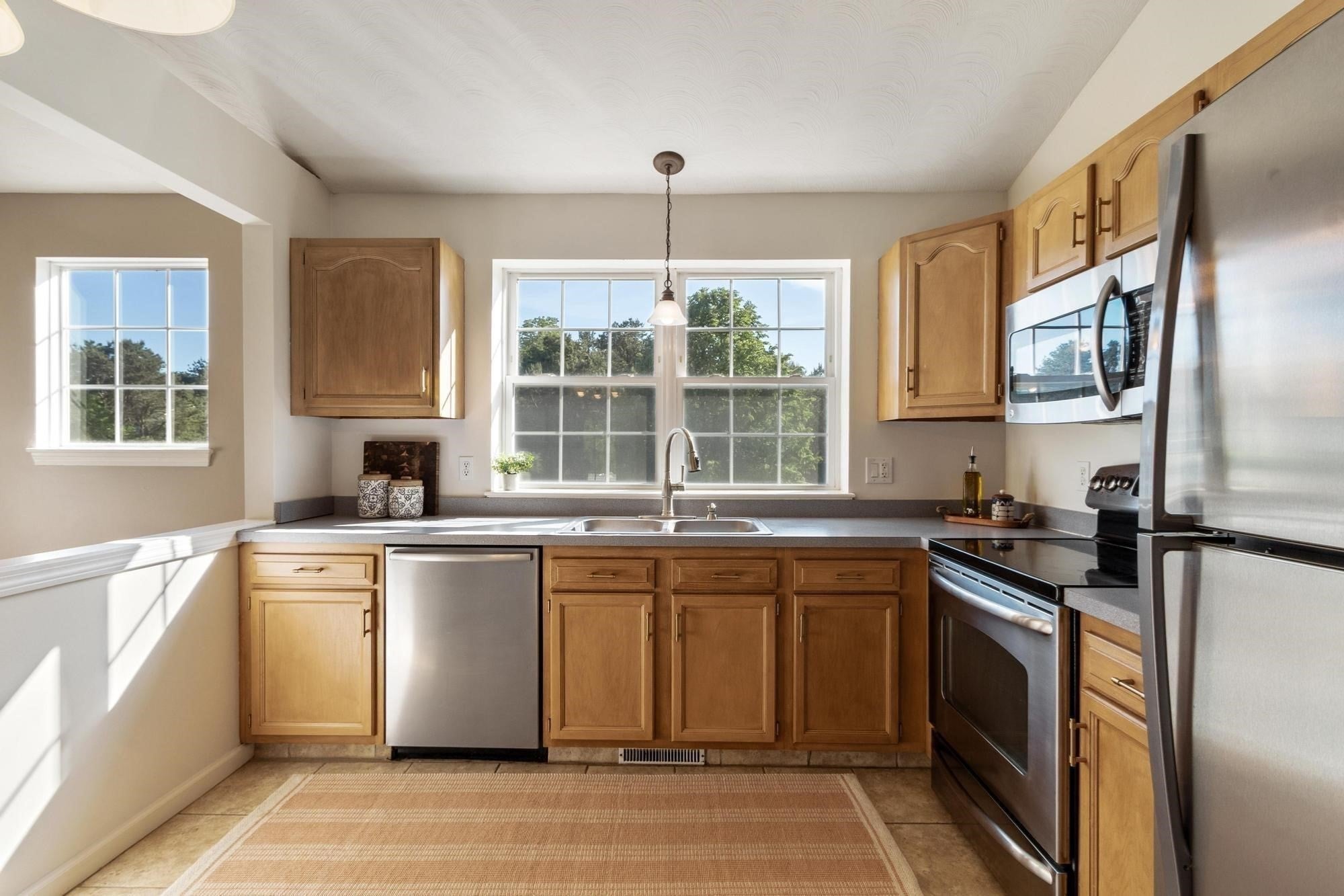 131 Nathan Ln, Plymouth, MA, 131 Nathan Ln, Plymouth, MA Photo #6