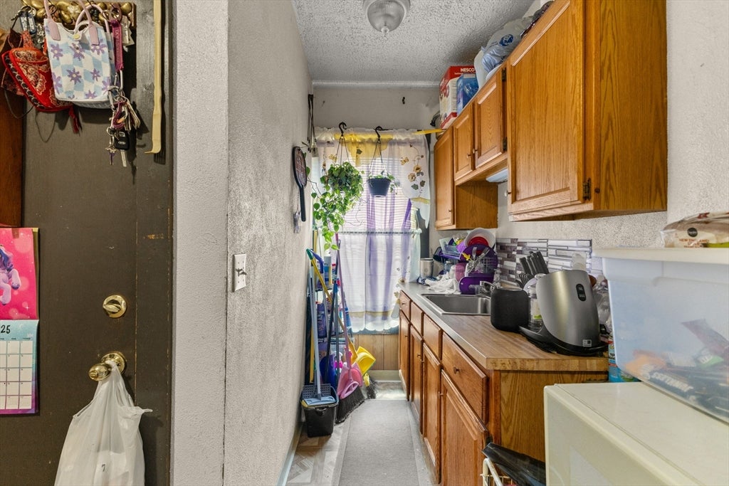 282 Belmont St, Brockton, MA, 282 Belmont St, Brockton, MA Photo #18