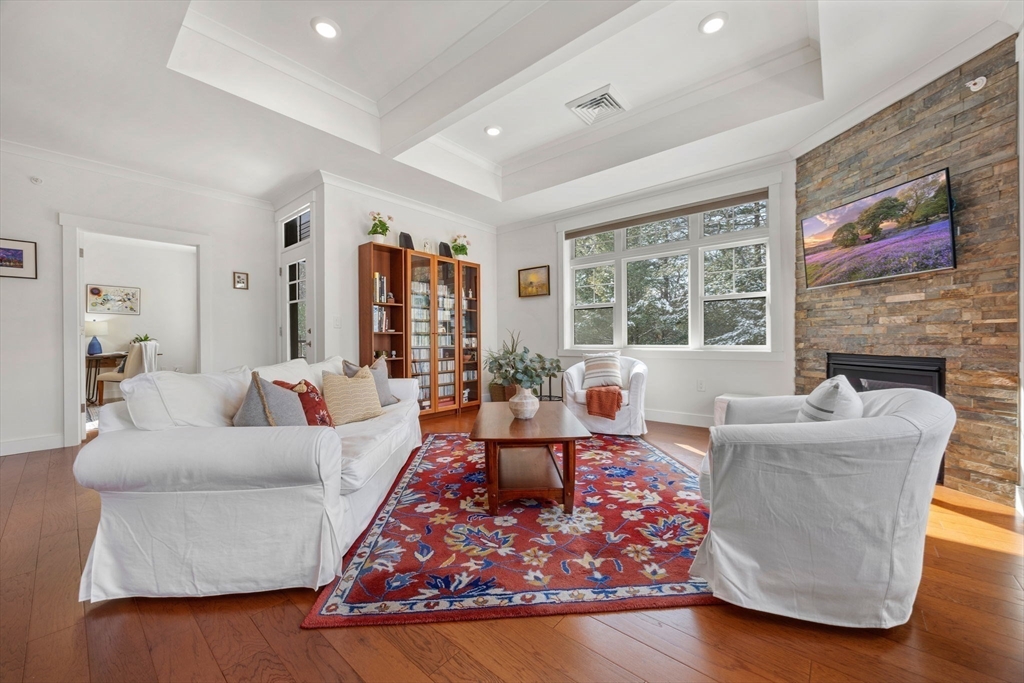 7 Executive Drive 233