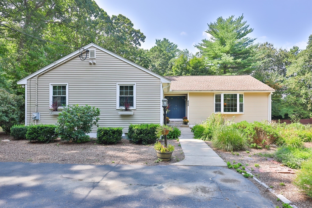 View North Attleboro, MA 02760 house