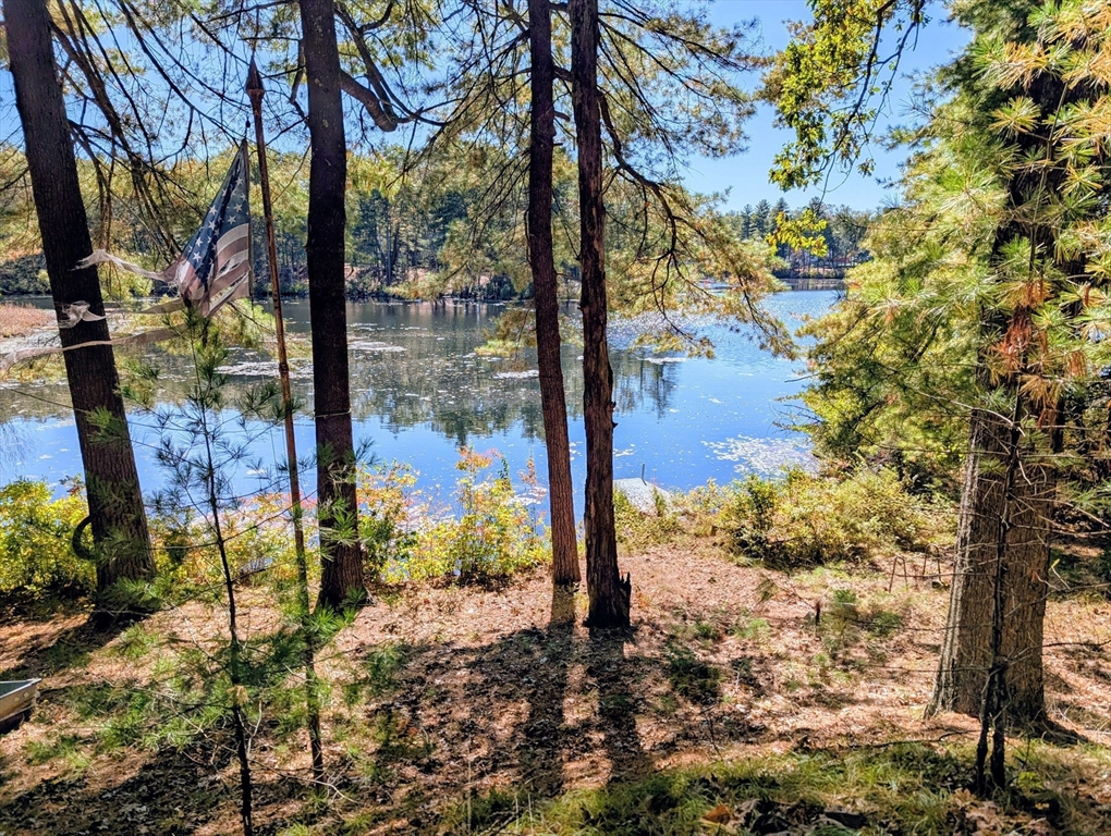 34 Hallock Point Road