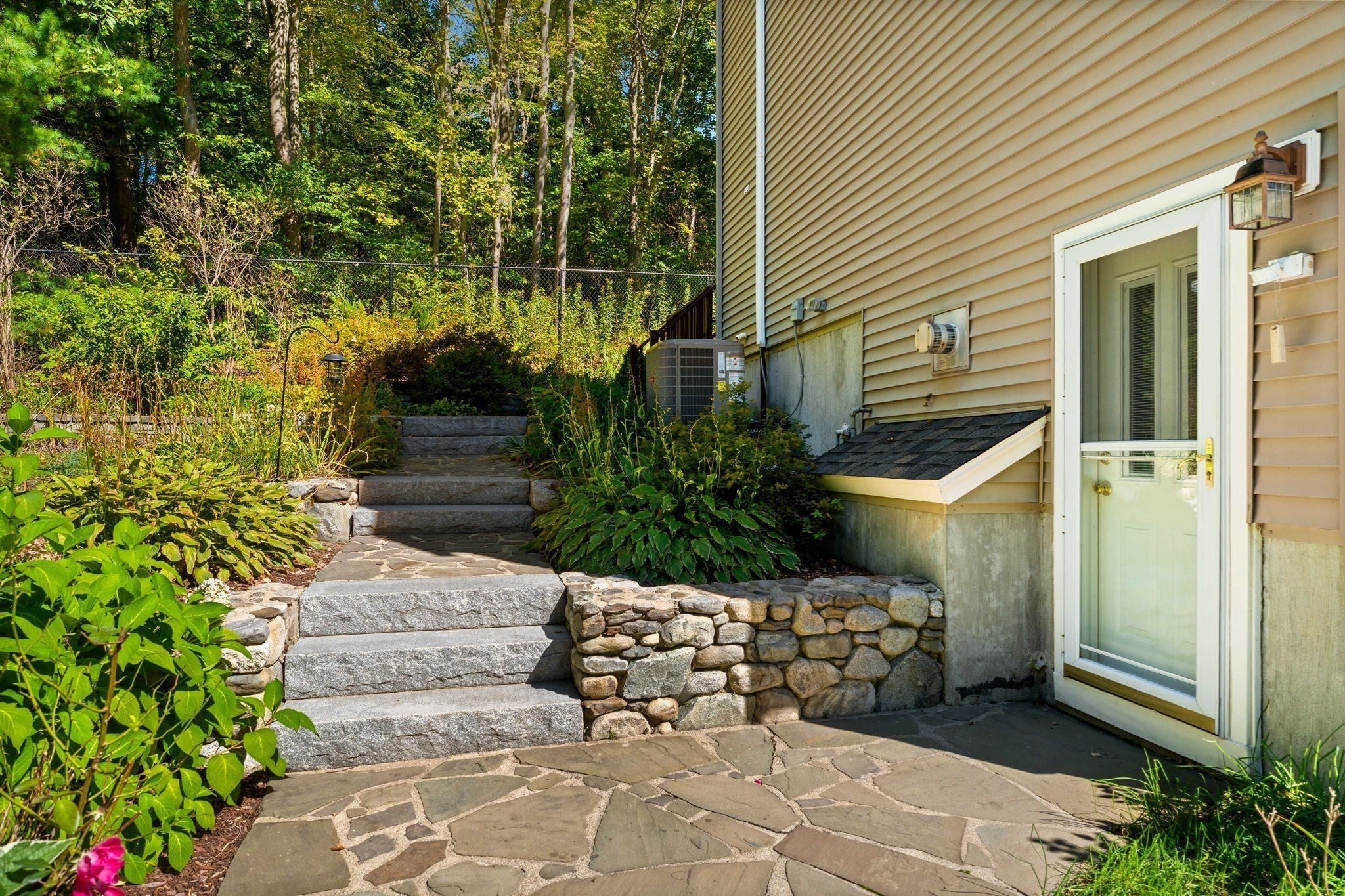 236 Sherburne Ave, Tyngsborough, MA, 236 Sherburne Ave, Tyngsborough, MA Photo #26