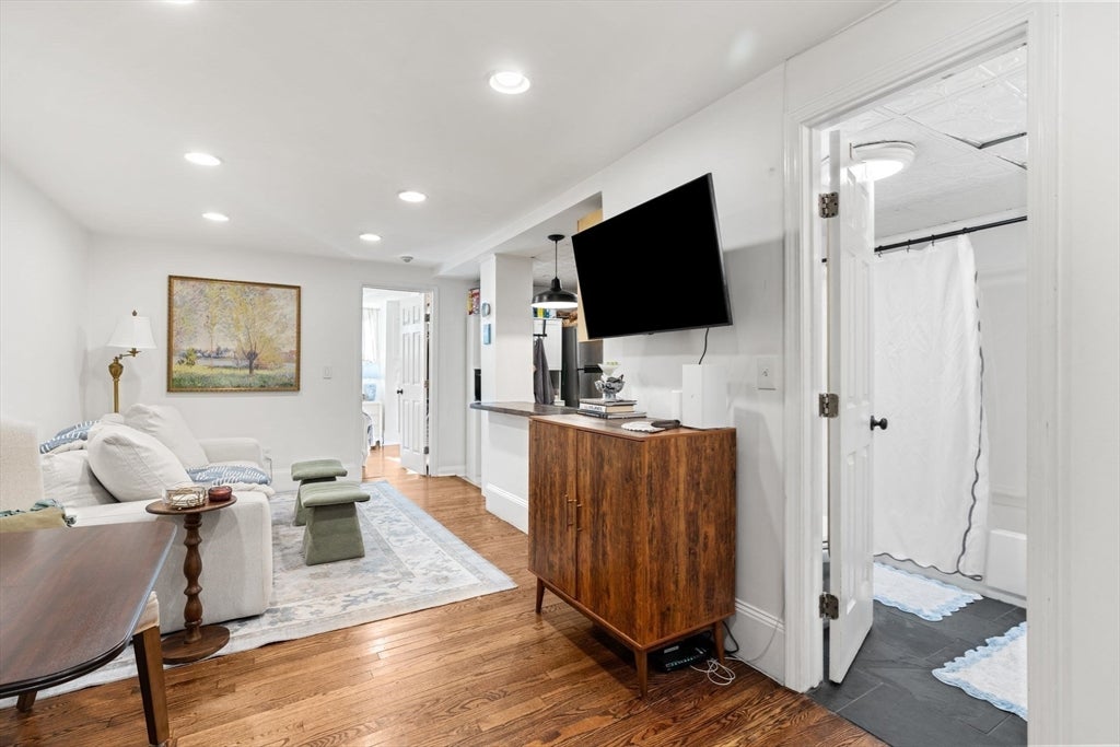302 K Street #B, Boston, MA, 302 K Street #B, Boston, MA Photo #12