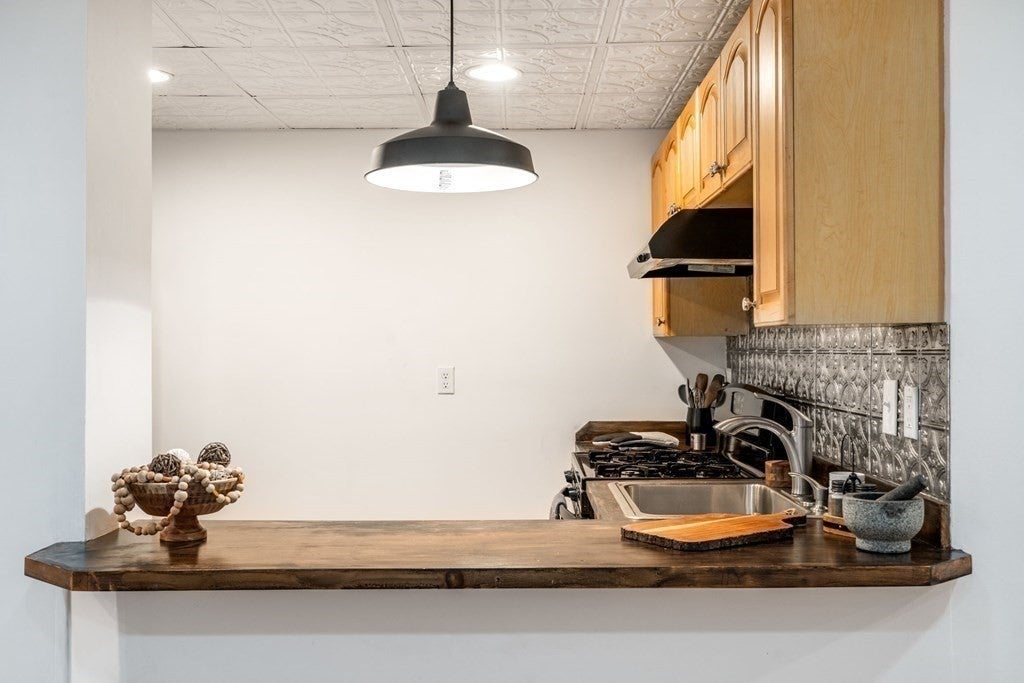 302 K Street #B, Boston, MA, 302 K Street #B, Boston, MA Photo #10