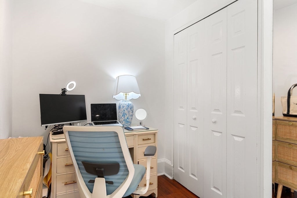 302 K Street #B, Boston, MA, 302 K Street #B, Boston, MA Photo #5