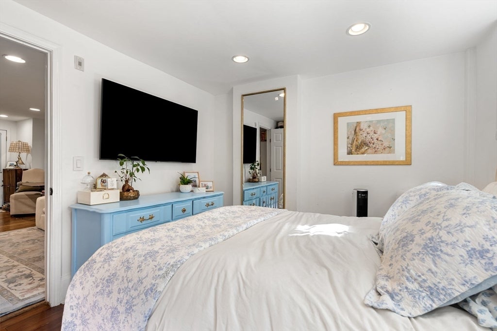 302 K Street #B, Boston, MA, 302 K Street #B, Boston, MA Photo #6