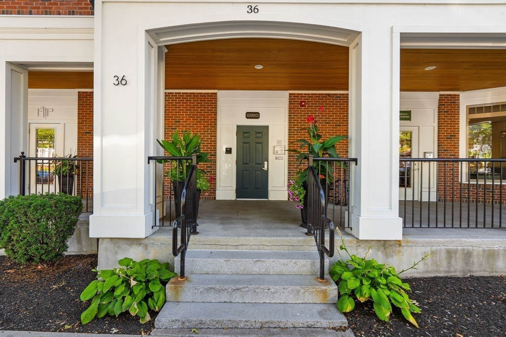 36 Central Ave 3