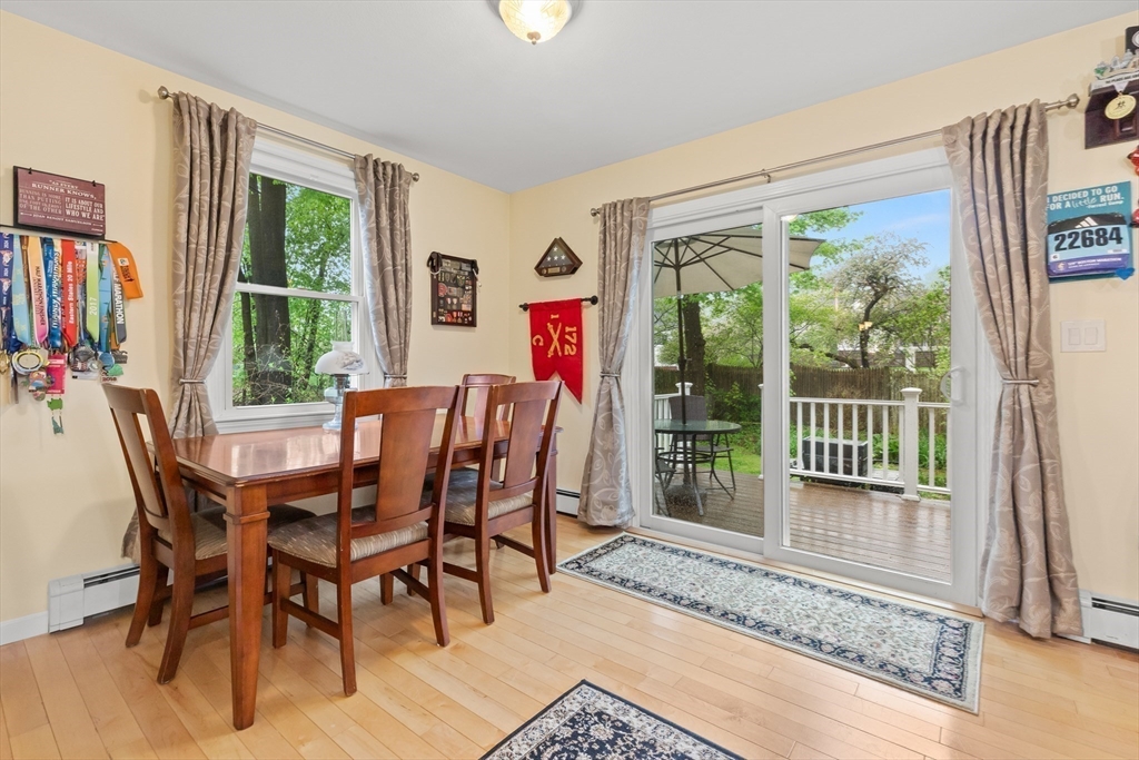 19 W Main St 16