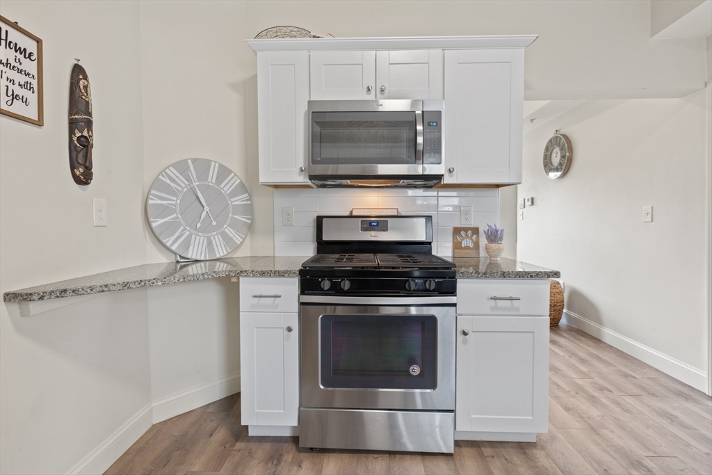 10 Elliott Pl 3F