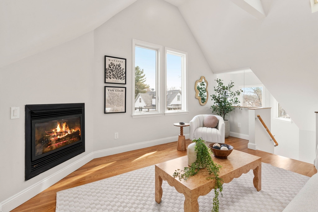 273 Walden St 3