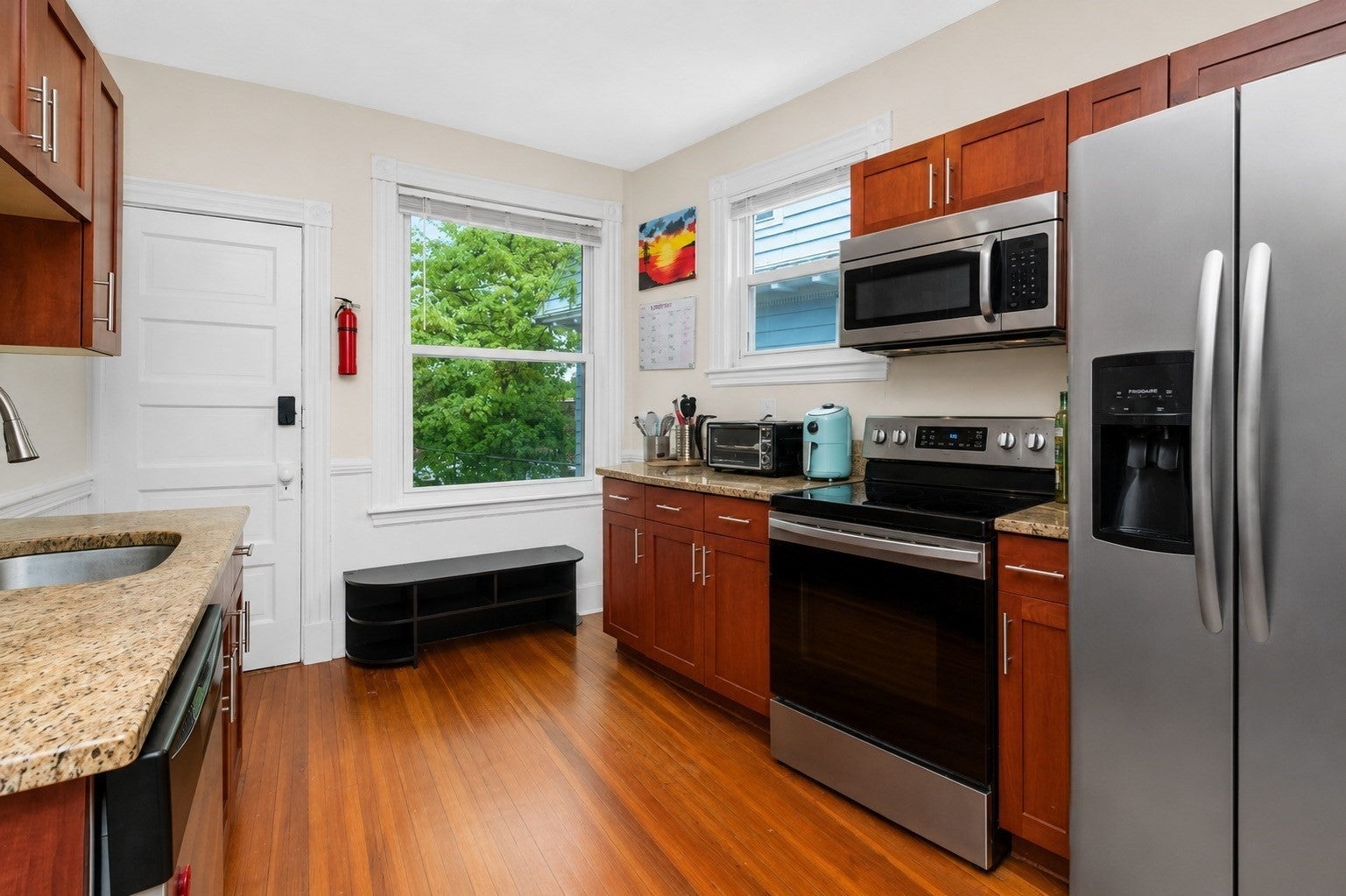 8 Colliston Rd
