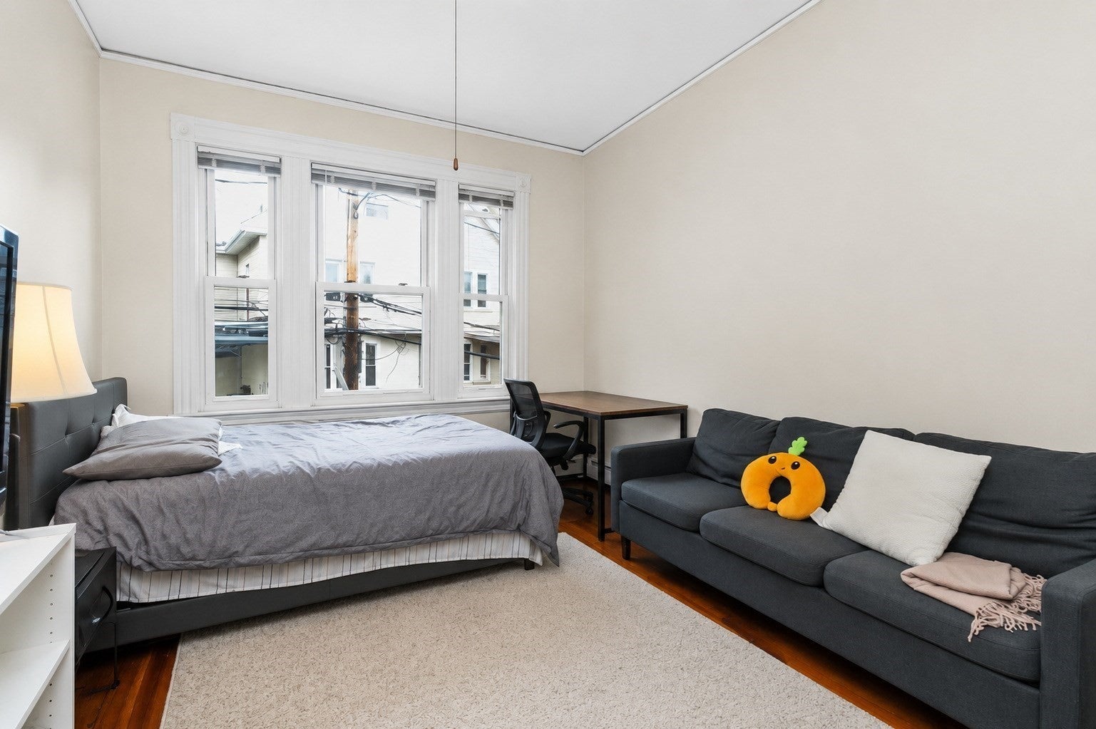 8 Colliston Rd