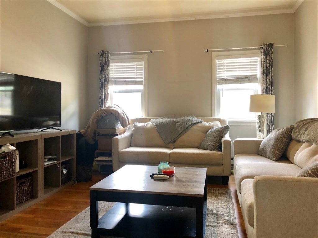 370 Bunker Hill St #2, Boston, MA, 370 Bunker Hill St #2, Boston, MA Photo #2