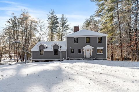 Photo of 34 Woodcrest Road, Boxford, MA 01921 (MLS # 73460247)