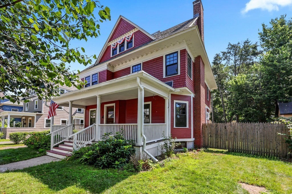 15 Mountainview St