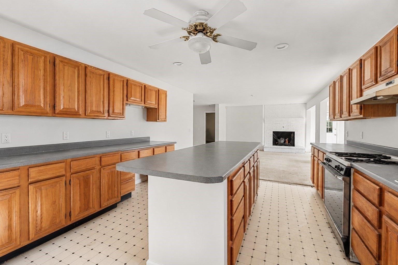 98 Little Neck Rd, Ipswich, MA, 98 Little Neck Rd, Ipswich, MA Photo #8