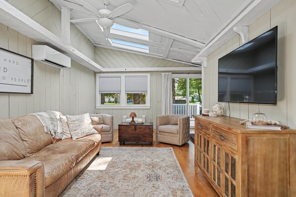1 Charlesgate Road, Hopedale, MA, 1 Charlesgate Road, Hopedale, MA Photo #14