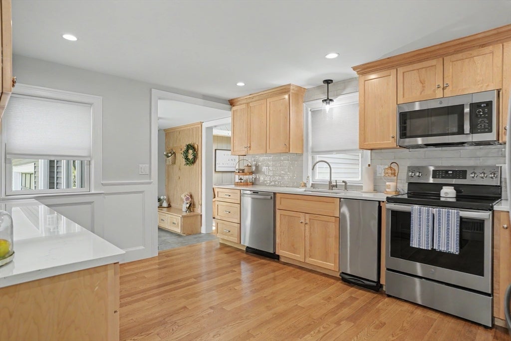 1 Charlesgate Road, Hopedale, MA, 1 Charlesgate Road, Hopedale, MA Photo #8