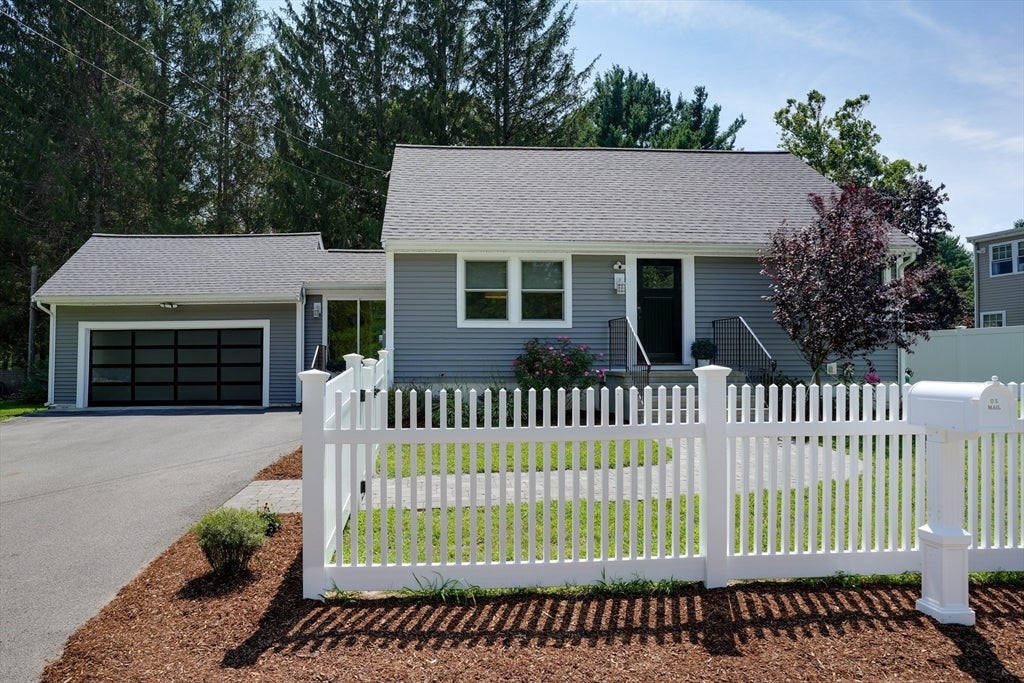 1 Charlesgate Road, Hopedale, MA, 1 Charlesgate Road, Hopedale, MA Photo #1
