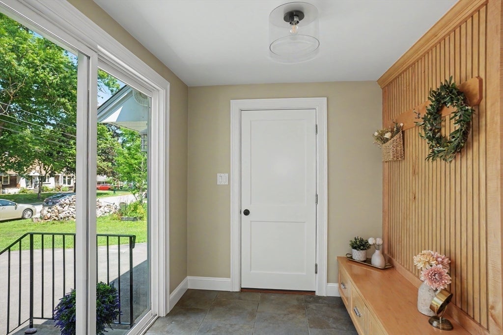 1 Charlesgate Road, Hopedale, MA, 1 Charlesgate Road, Hopedale, MA Photo #5