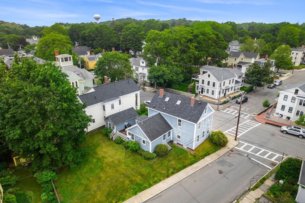 65 Bromfield St