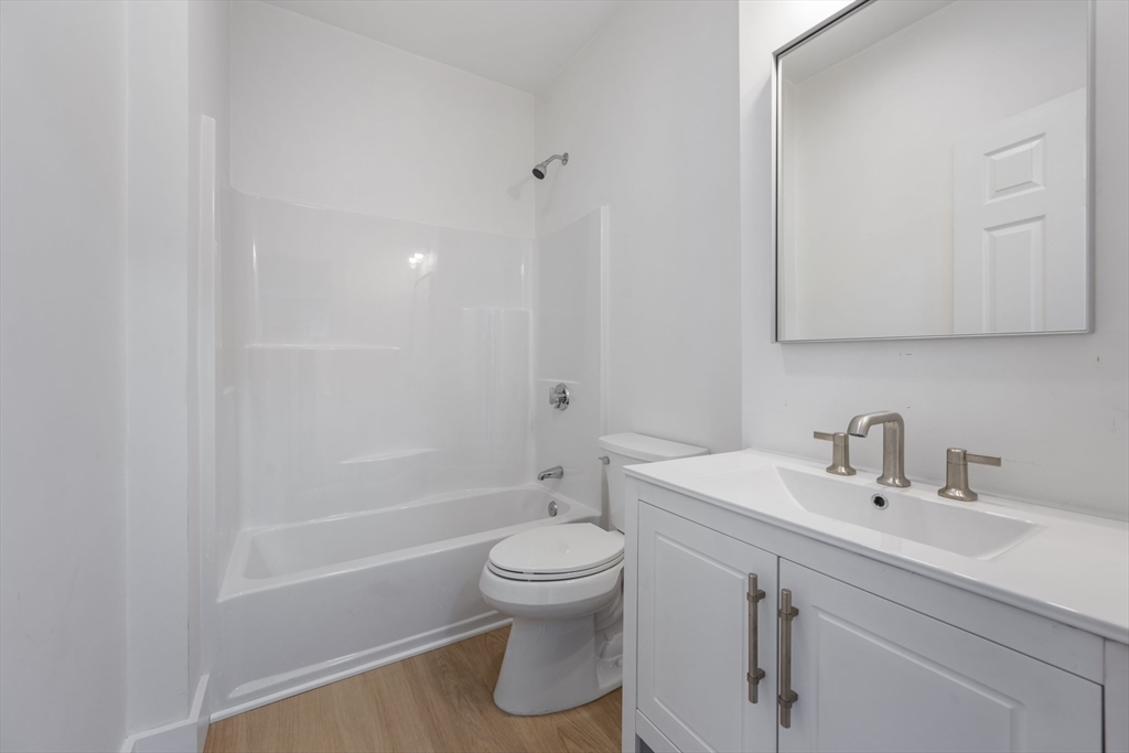 566 Shirley ST #6, Winthrop, MA Photo #13