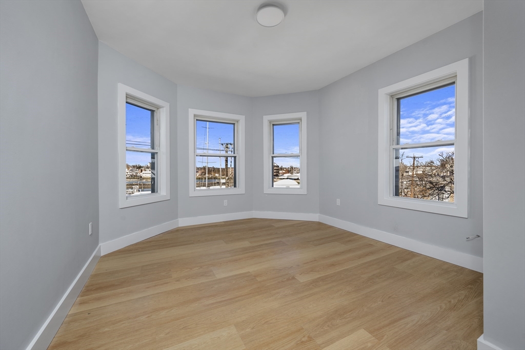 566 Shirley ST #6, Winthrop, MA Photo #9