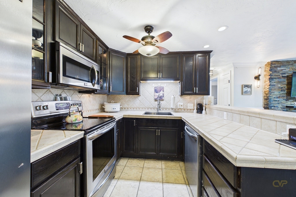 1619 Braley Rd 98