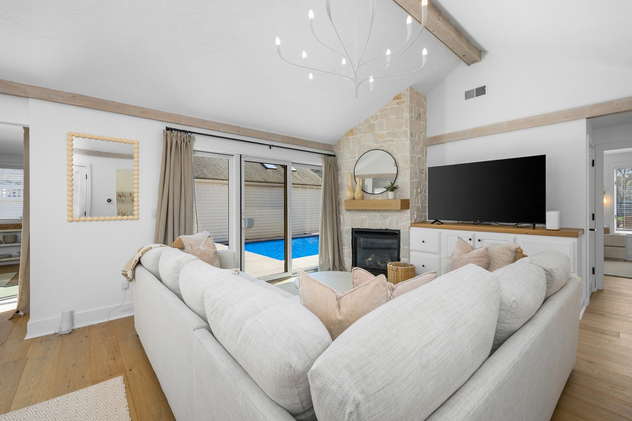 59 Mashie Cir, Mashpee, MA Photo #6