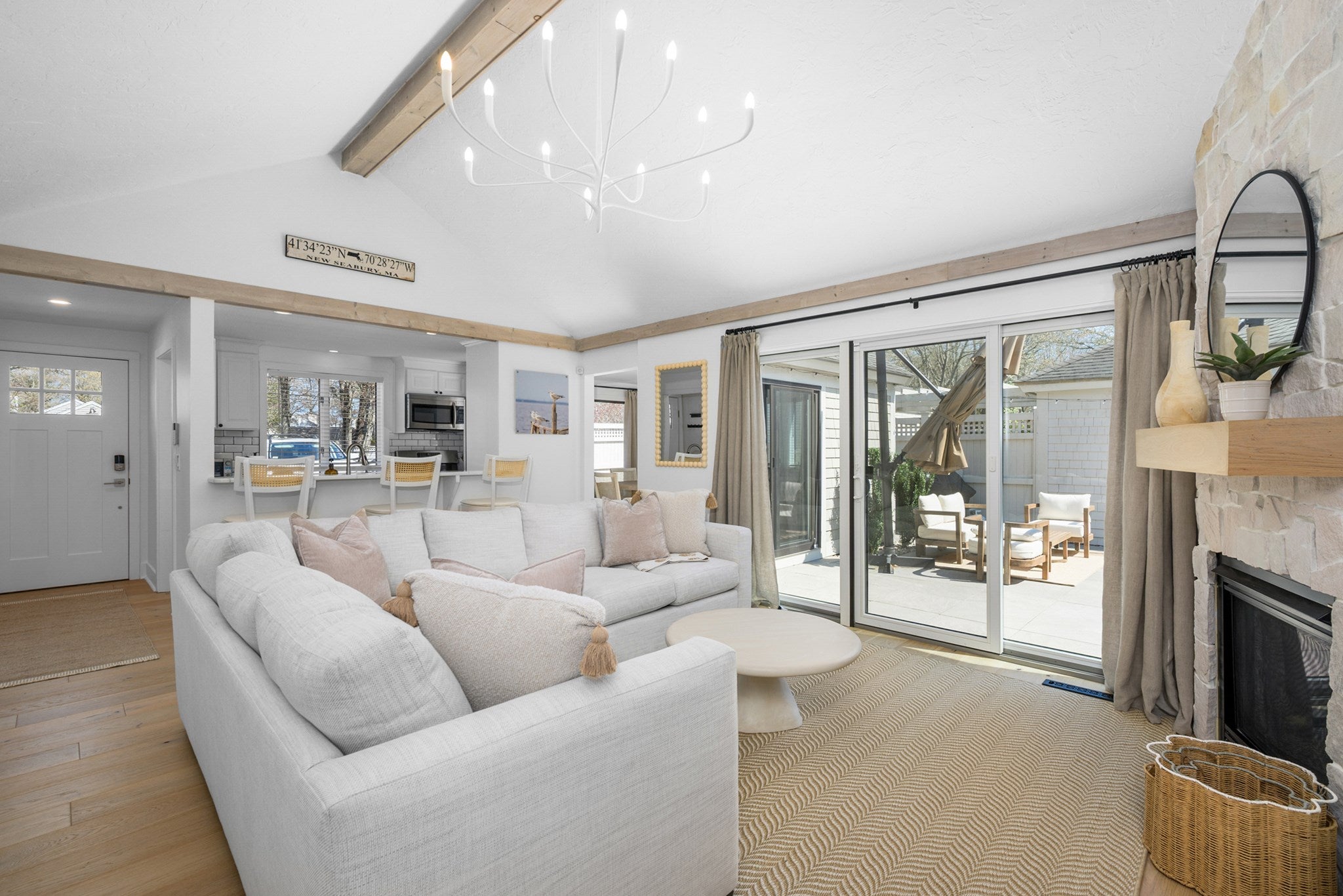 59 Mashie Cir, Mashpee, MA Photo #8