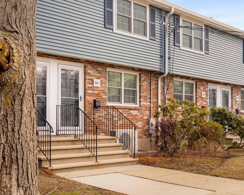 86 Hooper Road 86