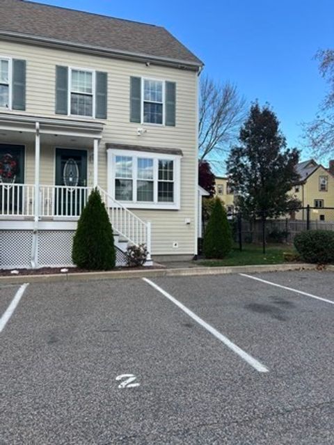 17 Foster St 4 Brockton MA 02301