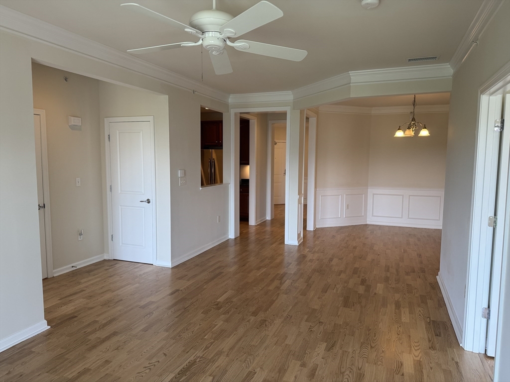 Waltham, Massachusetts 02452, United States, 2 Bedrooms Bedrooms, ,2 BathroomsBathrooms,Residential,Active,166741